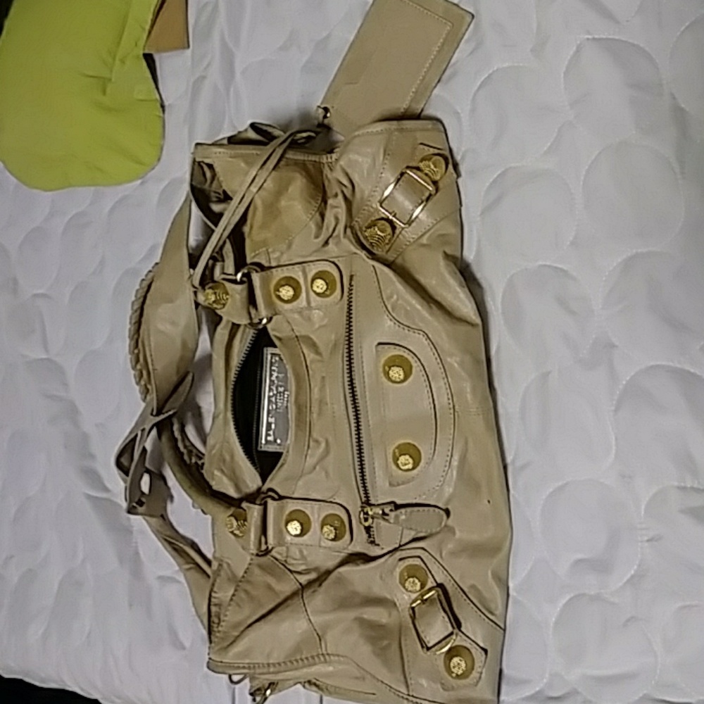 Balenciagia Paris beige satchel bag